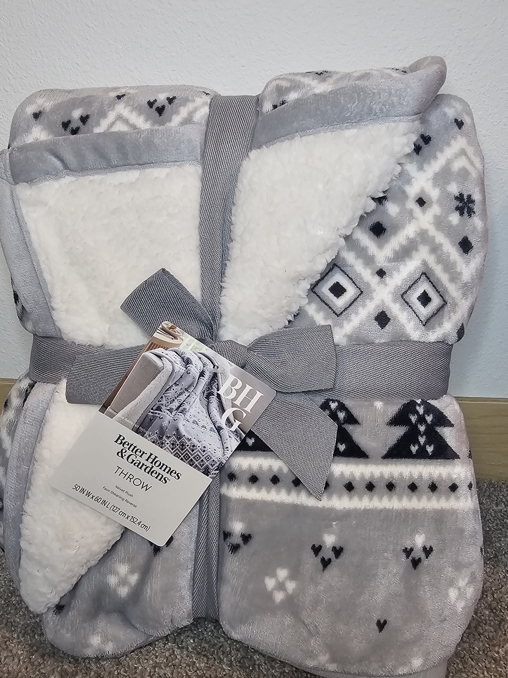 Better Homes And Gardens Gray and White Sherpa Throw